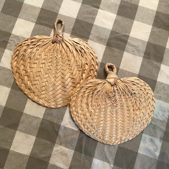 Set of 2 - Boho Woven Straw Fan - Picture 1 of 3